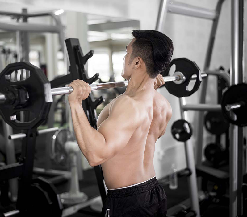 يدعم نمو العضلات والنشاط المنشطة